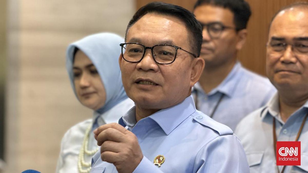 Prabowo Lantik Dudung Abdurachman Jadi Menko Polkam — gambar dari CNN Nasional