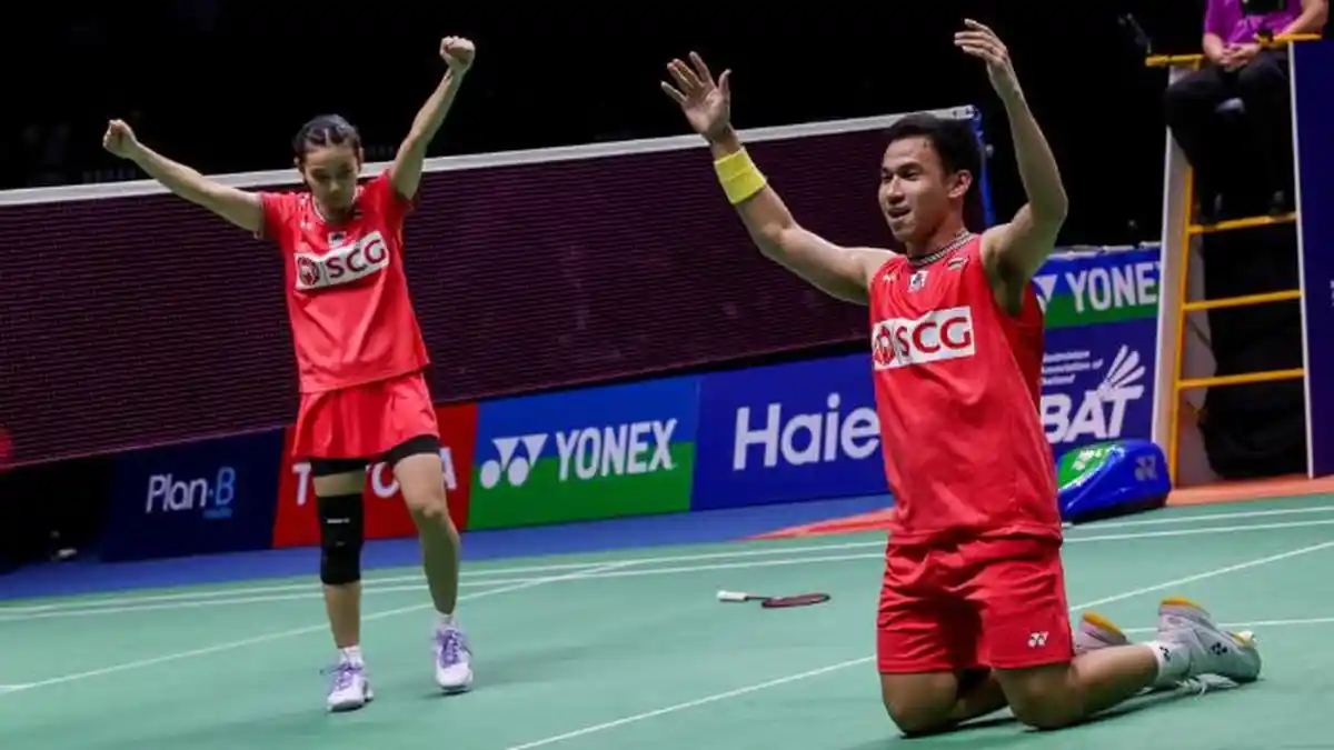 Sorotan Hasil Arctic Open 2026: Lee Zii Jia Tembus 32 Besar, Unggulan Thailand Mundur di Tengah Laga — gambar dari Tribun