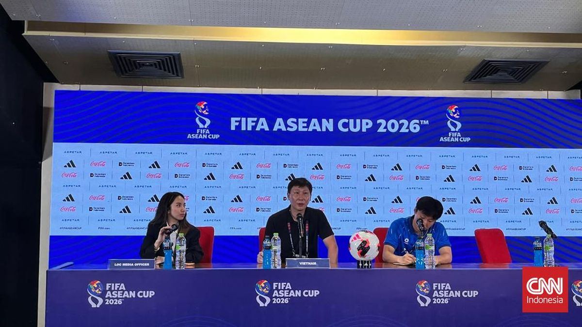 Kim Sang Sik: Kegagalan Vietnam di FIFA ASEAN Cup Tanggung Jawab Saya — gambar dari CNN Olahraga