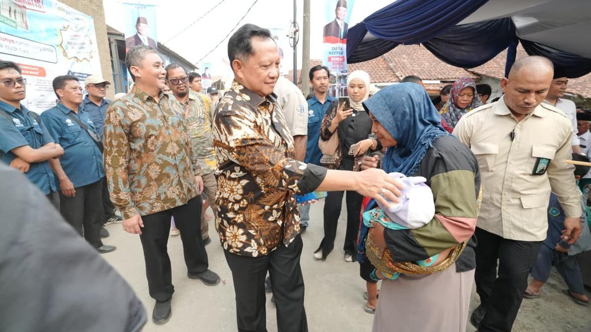Mendagri Tito Cek Rumah Penerima BSPS, Pastikan Bantuan Tepat Sasaran — gambar dari Liputan6 News