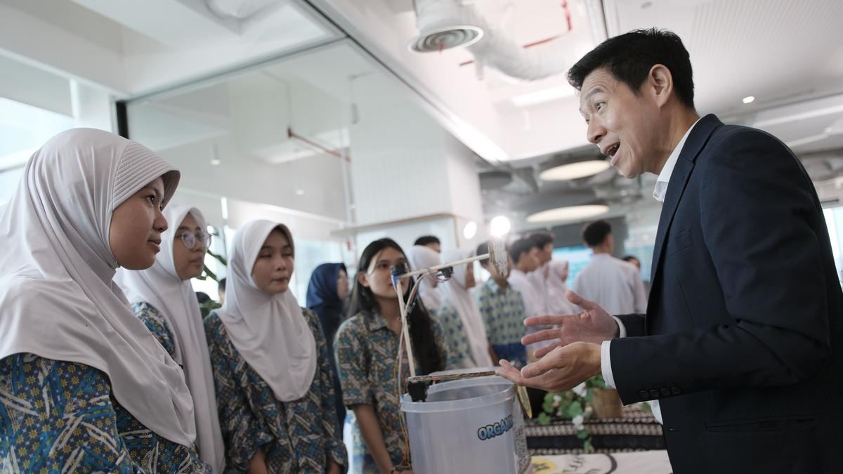 Pelajar SMA Jabodetabek Manfaatkan AI dan Sensor Pintar untuk Atasi Krisis Lingkungan — gambar dari Liputan6 Tekno