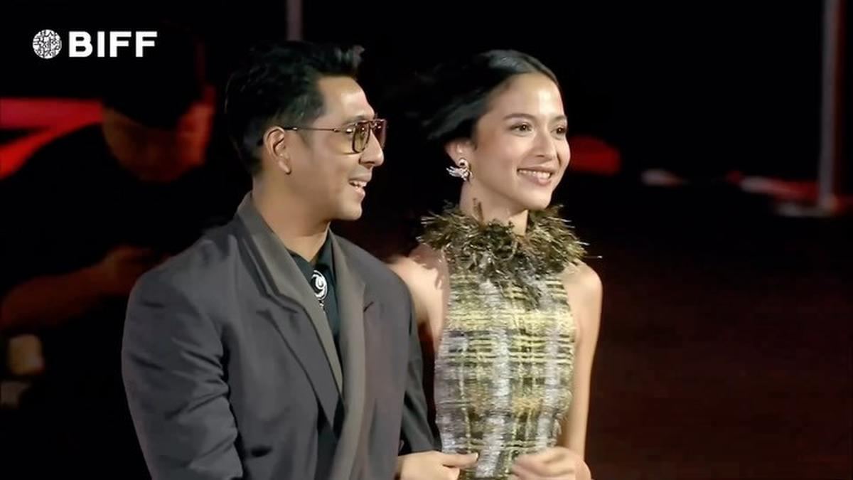 Empat Musim Pertiwi di BIFF 2026, Momen Putri Marino dan Arya Saloka di Red Carpet — gambar dari Liputan6 Showbiz