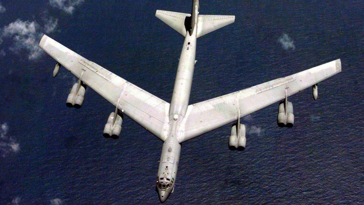 AS Tarik Pesawat Bomber dari Inggris, Ini Peta Pangkalannya di Dunia — gambar dari CNN Internasional