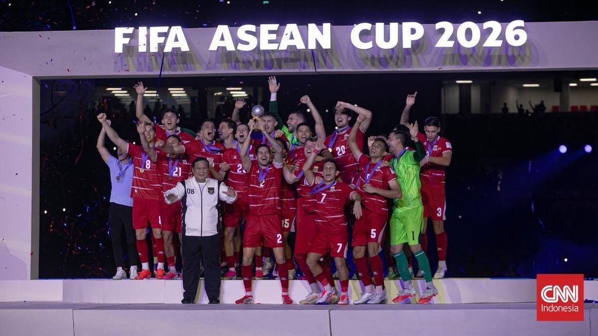 Top 3 Sports: Pemain Thailand Maki Wasit, Ranking FIFA Indonesia Naik — gambar dari CNN Olahraga