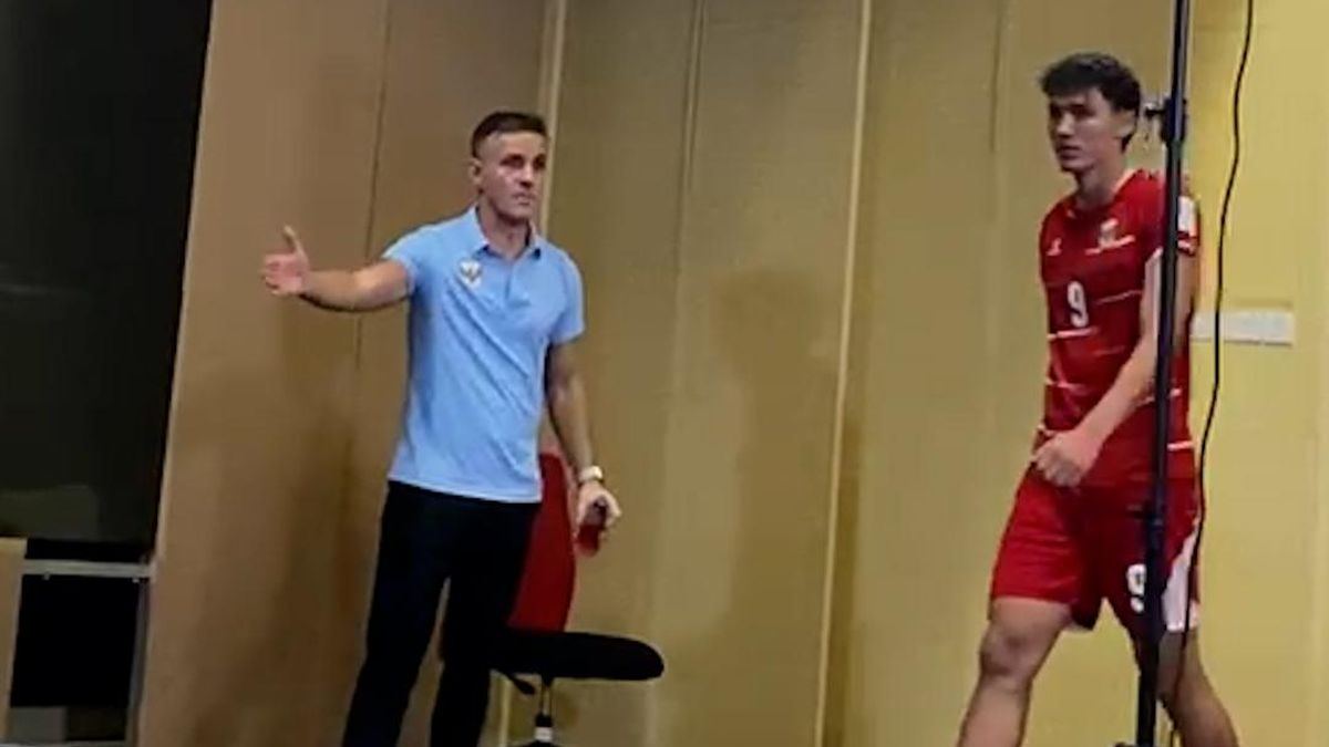 John Herdman Beri 'Karpet Merah' untuk Mitchell Baker — gambar dari CNN Olahraga