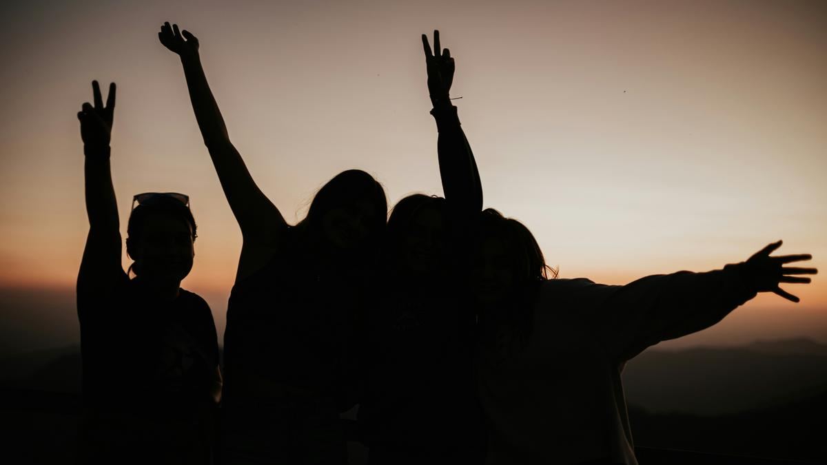 Dari Asing Jadi Akrab, Tips Membangun Support System yang Kuat di Tempat Baru — gambar dari Liputan6 Lifestyle