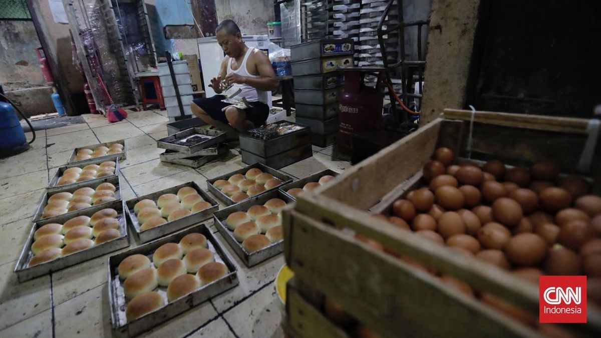 Studi: Cuaca Makin Panas, Pendapatan UMKM Indonesia Merosot — gambar dari CNN Teknologi