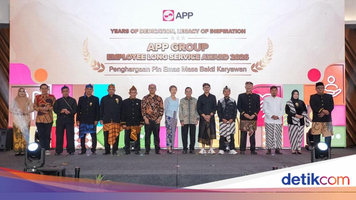 APP Group Beri Penghargaan 9.302 Karyawan yang Puluhan Tahun Mengabdi — gambar dari Detik Finance