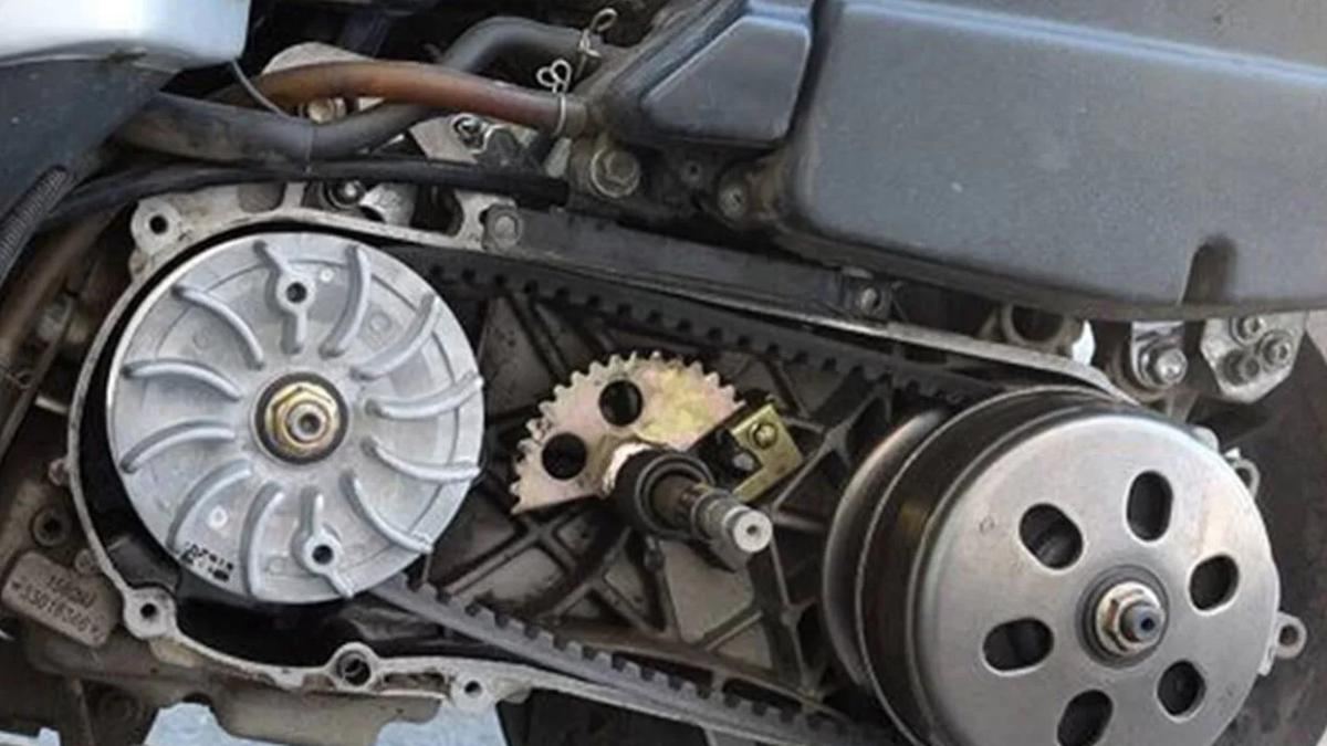 Kampas Ganda CVT Motor Matic Aus, Kenali Gejala dan Cara Merawatnya — gambar dari Liputan6 Otomotif