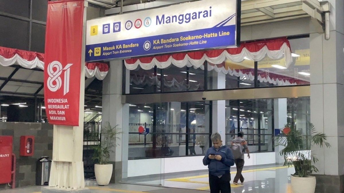Diduga Asusila, 2 Pria Diamankan Petugas di Stasiun Manggarai — gambar dari Okezone