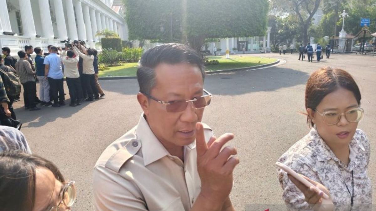 Menkum minta jajarannya patroli siber jaring aspirasi masyarakat — gambar dari Antara