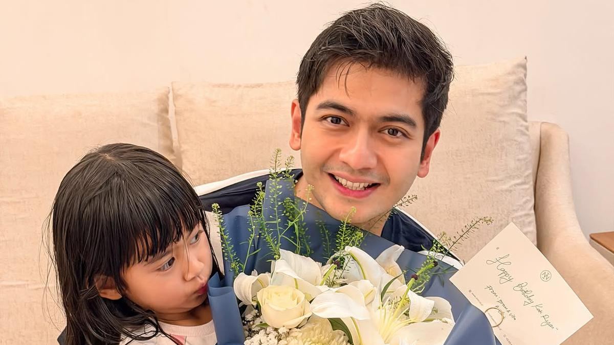 Potret Teuku Ryan Rayakan Ulang Tahun Berdua Bersama Moana — gambar dari Liputan6 Showbiz