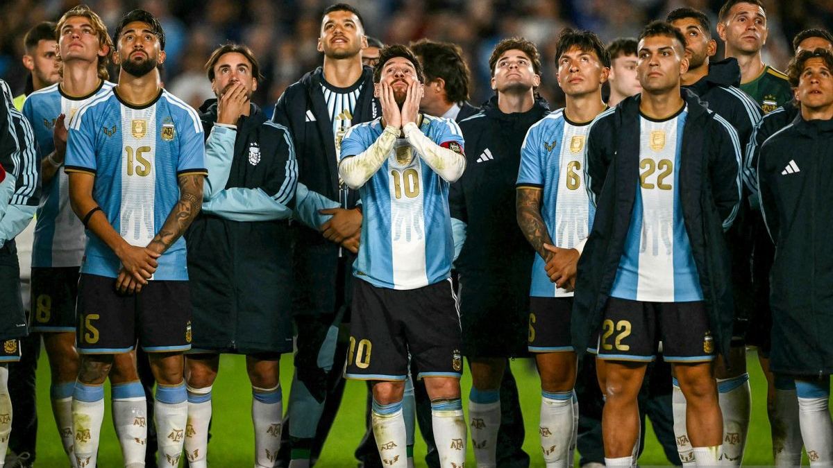 Momen mengharukan di Buenos Aires: Lionel Messi resmi sampaikan salam perpisahan untuk Timnas Argentina! — gambar dari Antara
