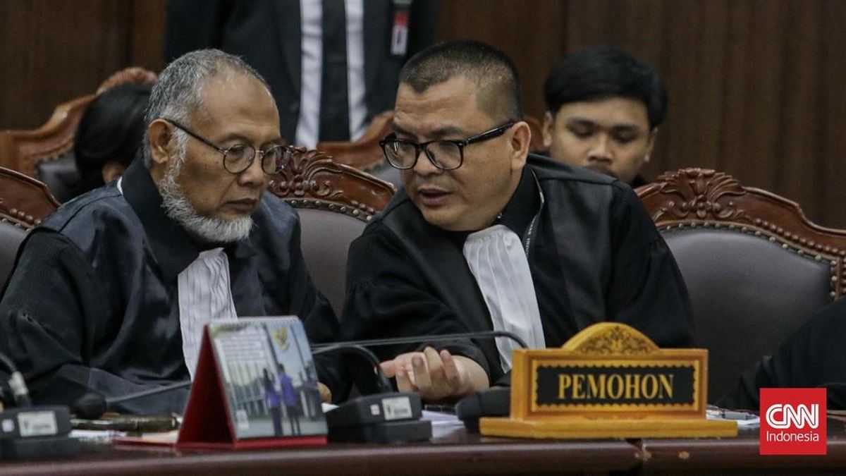 Bambang Widjojanto Sentil Keras 'Pasal Gibran Banget' di Pilpres 2024 — gambar dari CNN Nasional