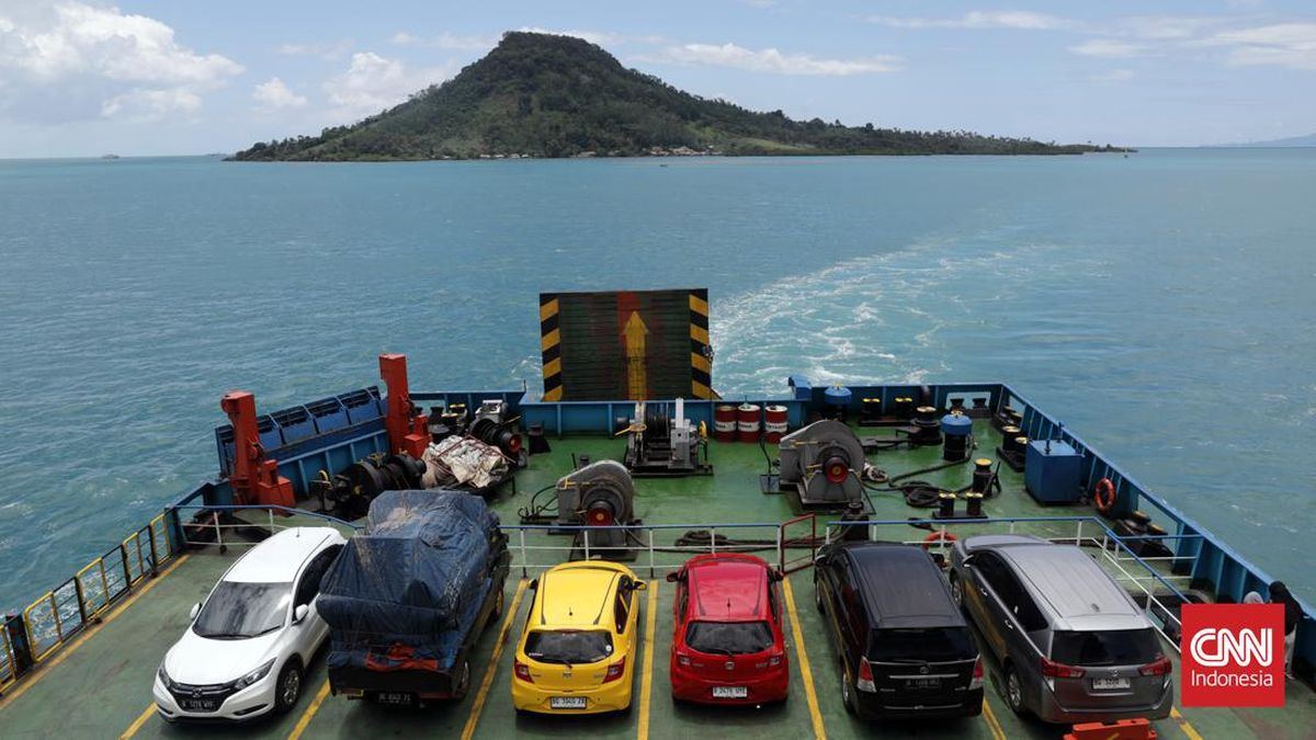 Kemenhub Sebut Mobil Listrik Bisa Naik Kapal Laut, Begini Syaratnya — gambar dari CNN Ekonomi