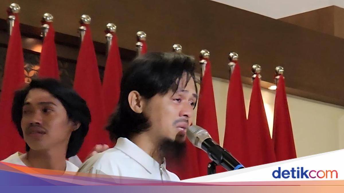 5 Kru Meninggal, Kapten Kapal yang Sempat Disandera Perompak Somalia Minta Maaf — gambar dari Detik