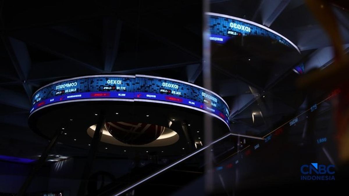Breaking News! IHSG Anjlok 1% Lebih Kala Prabowo Reshuffle Kabinet — gambar dari CNBC Indonesia