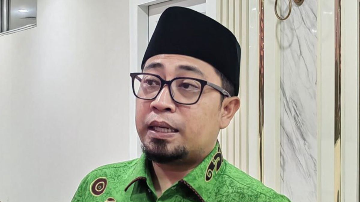 Komisi II DPR Respons Usul Pansus Tindaklanjuti Putusan MK Soal Gibran — gambar dari CNN Indonesia